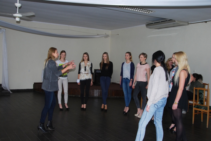 Próby choreograficzne Miss Ziemi Elbląskiej 2015