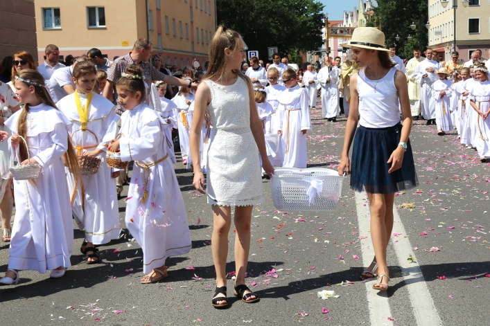Procesja Bożego Ciała w parafii katedralnej (2018 r.)