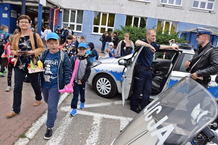 Promowali zawód policjanta na festiwalu nauki