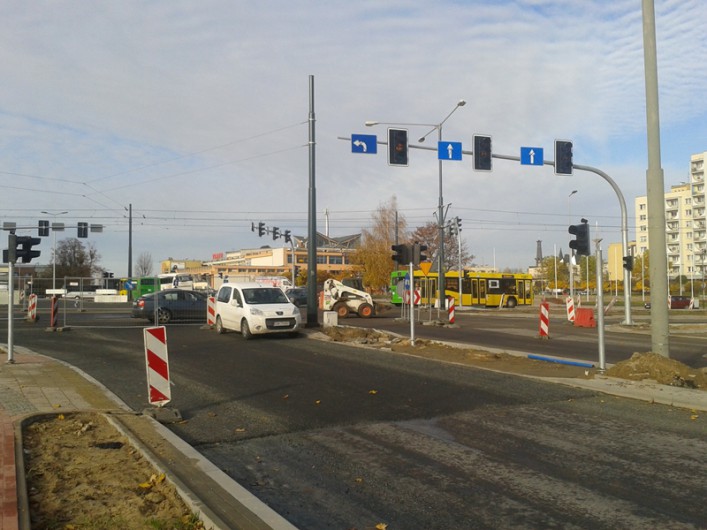 Przedłużają się prace na niebezpiecznym skrzyżowaniu