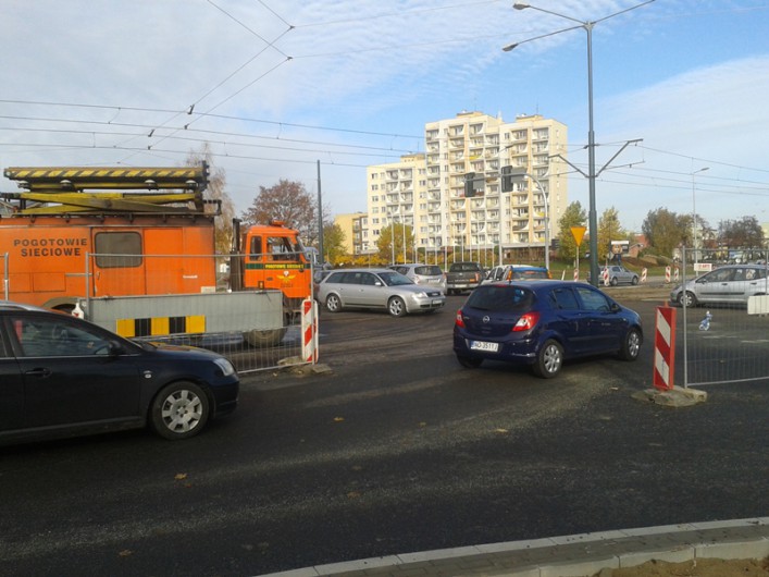 Przedłużają się prace na niebezpiecznym skrzyżowaniu
