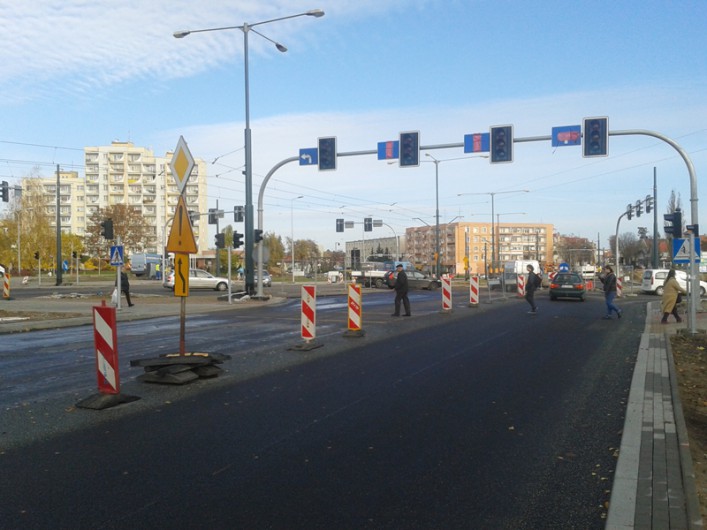 Przedłużają się prace na niebezpiecznym skrzyżowaniu