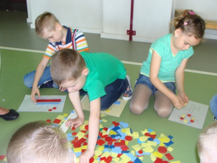 Przedszkolaki z Koziołkiem Matołkiem w SP 11