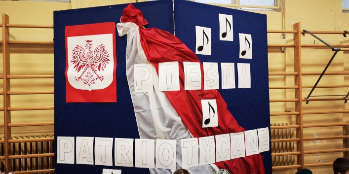 Przegląd Pieśni Patriotycznych w SP nr 21