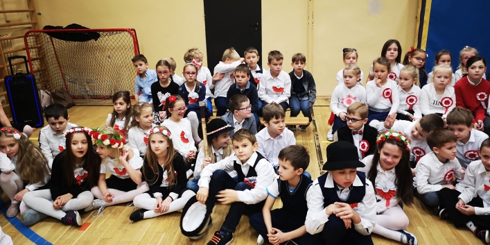Przegląd Pieśni Patriotycznych w SP nr 21