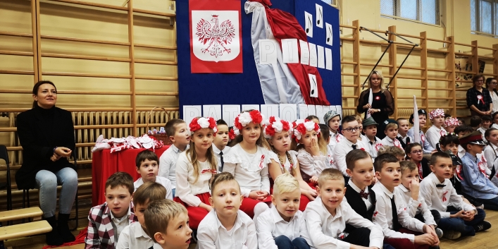 Przegląd Pieśni Patriotycznych w SP nr 21