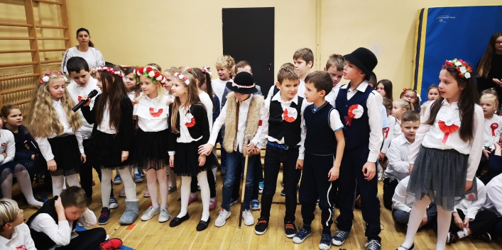 Przegląd Pieśni Patriotycznych w SP nr 21