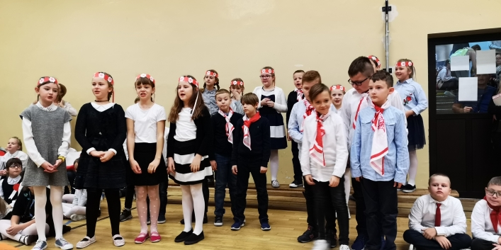 Przegląd Pieśni Patriotycznych w SP nr 21