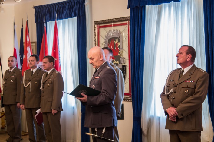 Przekazanie obowiązków nowemu wojskowemu komendantowi uzupełnień