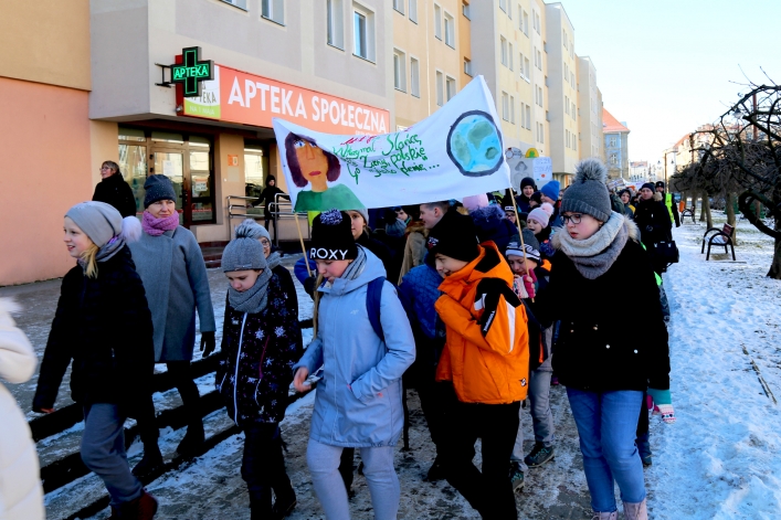 Przemarsz z Kopernikiem w SP nr 21 w Elblągu. Zakończył się tydzień z Patronem 