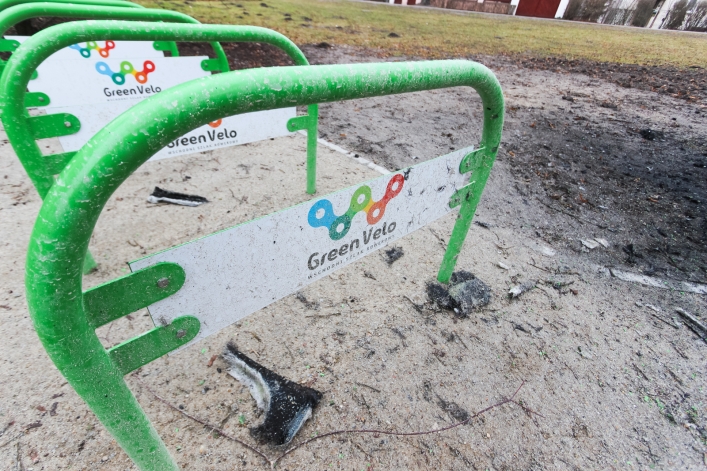 Przenośna toaleta przy Green Velo spłonęła doszczętnie