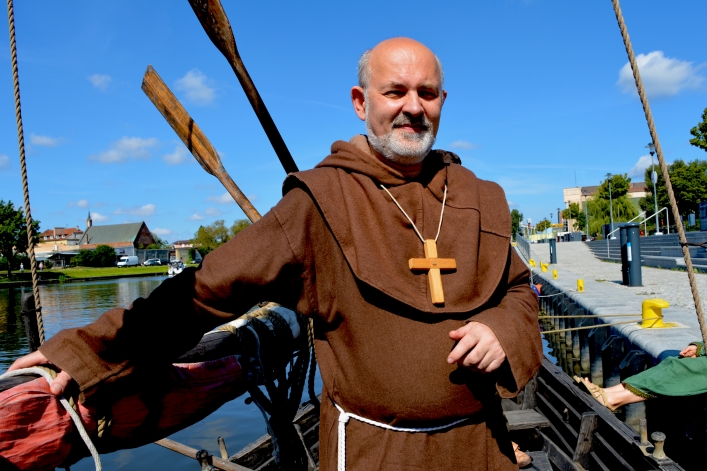 Rejs łodzią Welet po rzece Elbląg