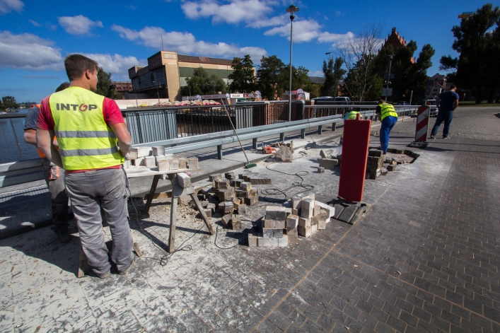 Remont Mostu Dolnego. Utrunienia w ruchu potrwają około 2 tygodni