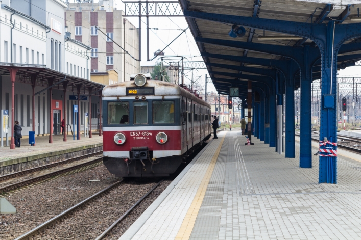 Remont peronów PKP zbliża się do finału