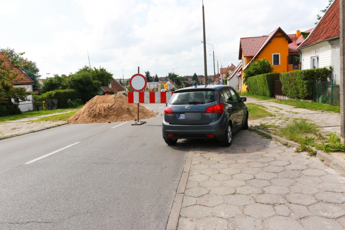 Remont wystartował, są utrudnienia. A kierowcy jeżdżą jak chcą