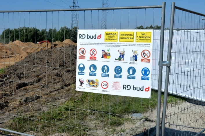 Roboty ziemne związane z budową sklepu Castoramy
