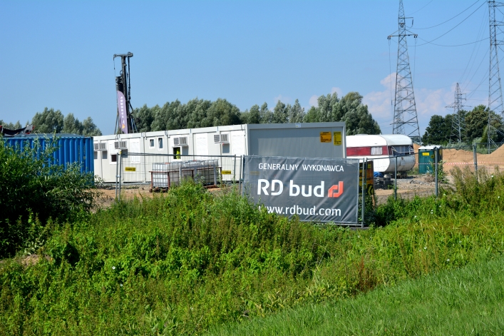 Roboty ziemne związane z budową sklepu Castoramy