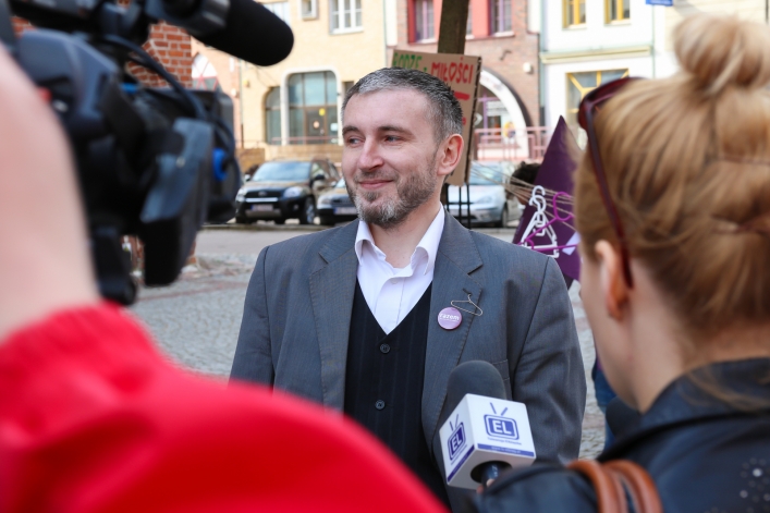 Rodzę z miłości – nie z przymusu