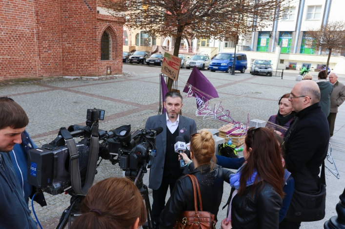 Rodzę z miłości – nie z przymusu