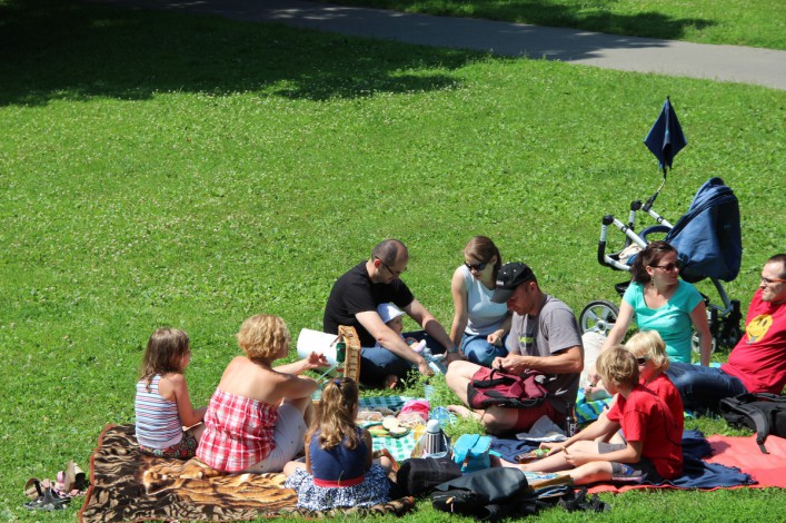 Rodzinny piknik w Parku Planty? Czemu nie! [zdjęcia]