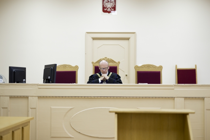 Rok więzienia za zranienie nożem policjantki 