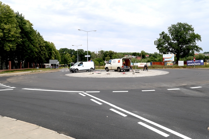 Rondo na skrzyżowaniu ulic Grottgera, Łęczyckiej i Rawskiej już prawie ukończone