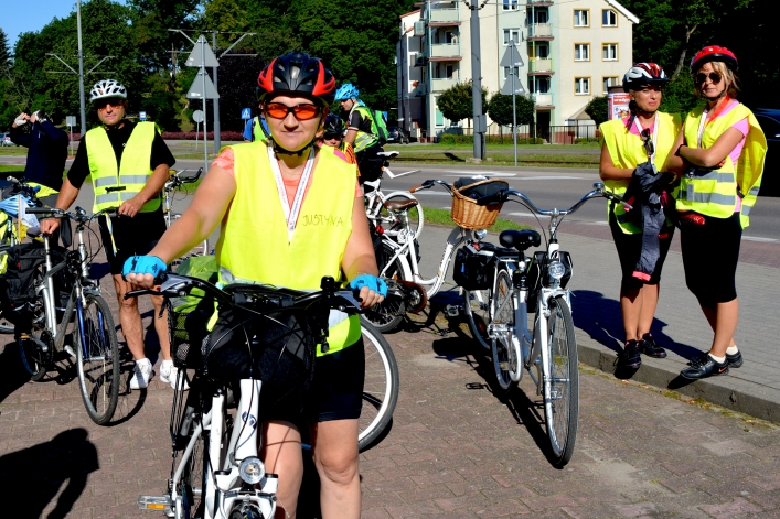Rowerami z Elbląga na Jasną Górę wyruszyło ponad 100 pielgrzymów (+ zdjęcia)