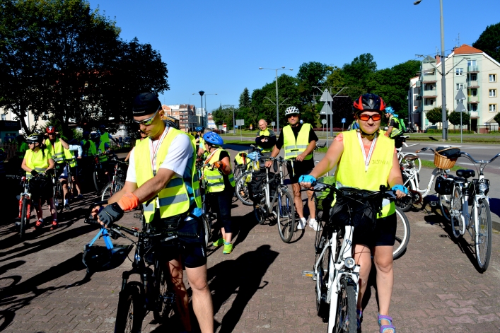 Rowerami z Elbląga na Jasną Górę wyruszyło ponad 100 pielgrzymów (+ zdjęcia)