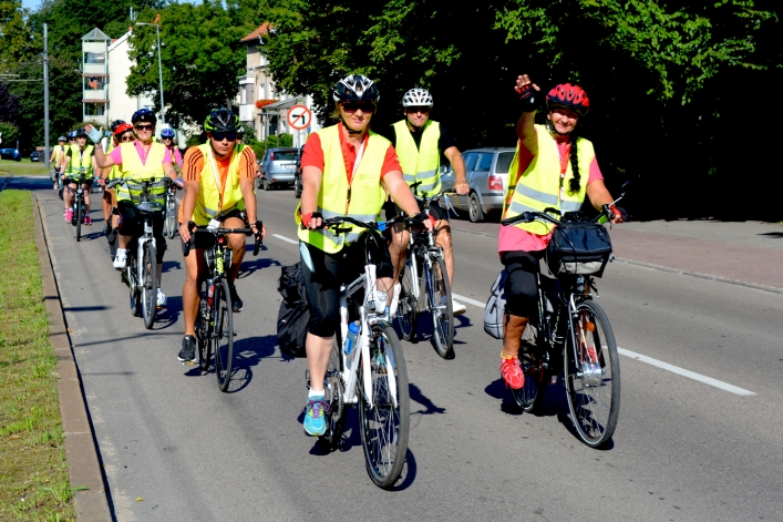 Rowerami z Elbląga na Jasną Górę wyruszyło ponad 100 pielgrzymów (+ zdjęcia)
