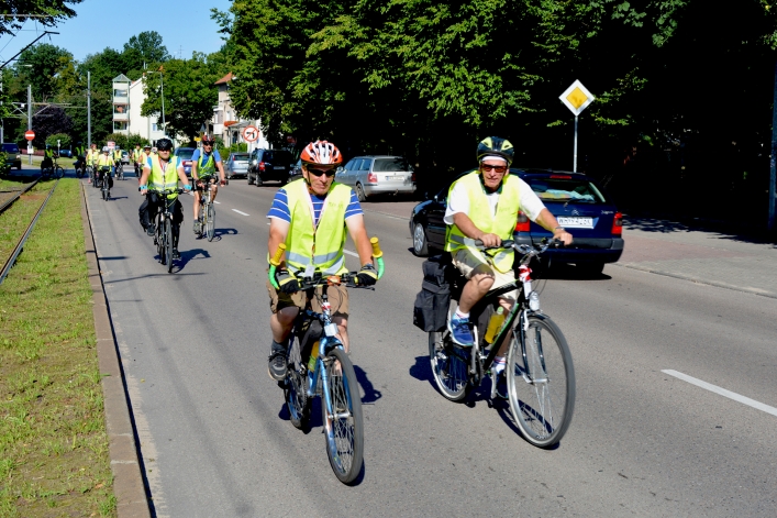 Rowerami z Elbląga na Jasną Górę wyruszyło ponad 100 pielgrzymów (+ zdjęcia)