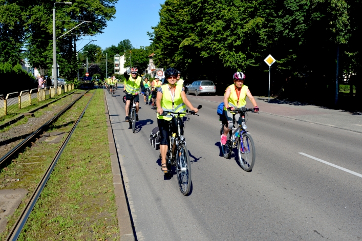 Rowerami z Elbląga na Jasną Górę wyruszyło ponad 100 pielgrzymów (+ zdjęcia)