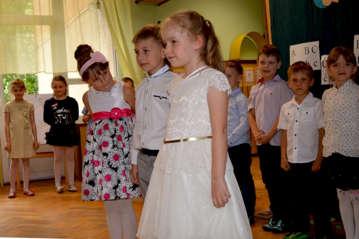 Rozstania nadszedł czas. Najmłodsi elblążanie zakończyli edukację przedszkolną (+ zdjęcia)