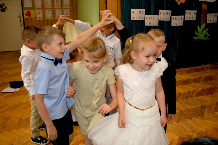Rozstania nadszedł czas. Najmłodsi elblążanie zakończyli edukację przedszkolną (+ zdjęcia)