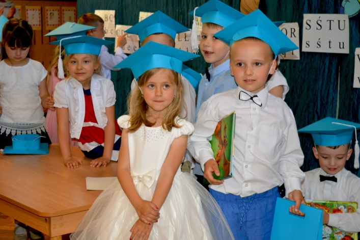 Rozstania nadszedł czas. Najmłodsi elblążanie zakończyli edukację przedszkolną (+ zdjęcia)