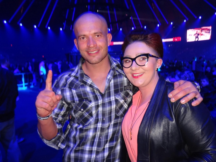 Selfie, które wiele zmieniło. Elblążanka podąża za zawodnikami MMA