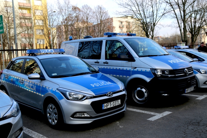 Siedem nowych radiowozów otrzymała elbląska Policja