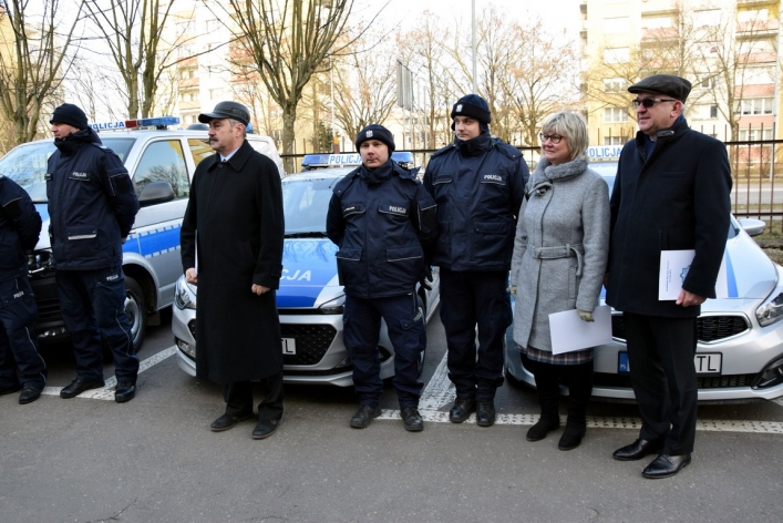 Siedem nowych radiowozów otrzymała elbląska Policja
