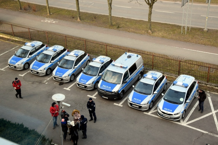 Siedem nowych radiowozów otrzymała elbląska Policja
