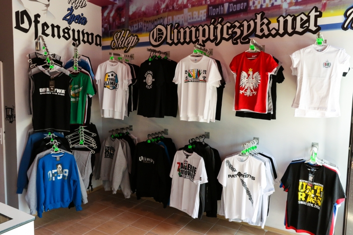 Sklep kibica Olimpii zyskał nową lokalizację! (+foto)