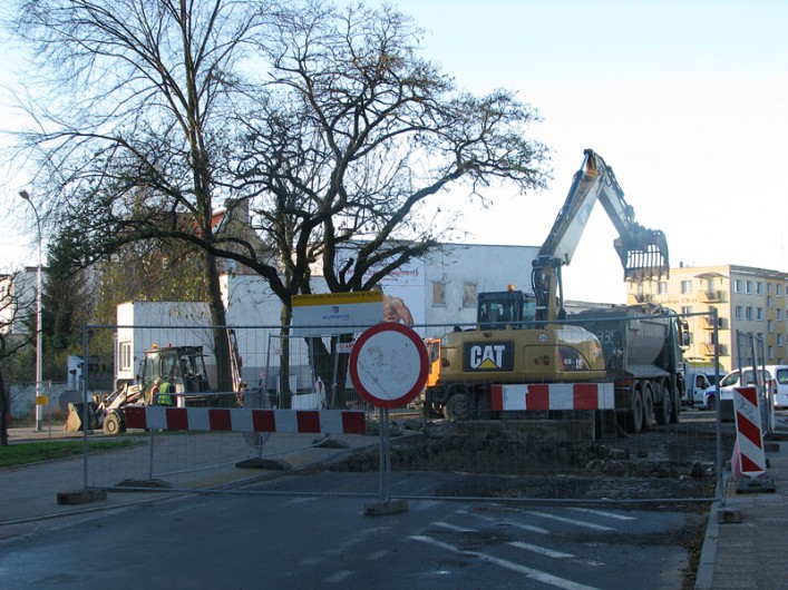 Słoneczna dwukierunkowa. Mieszkańcy zaniepokojeni