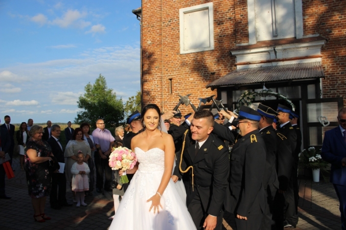 Ślub strażaka w Braniewie