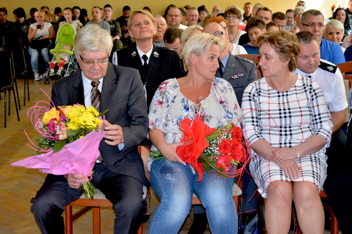 Ślubowanie drużyny pożarniczej w ZST-I (+ zdjęcia)