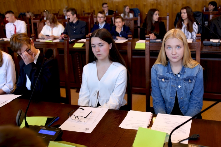 Ślubowanie złożyło 41 nowych radnych (+ zdjęcia)