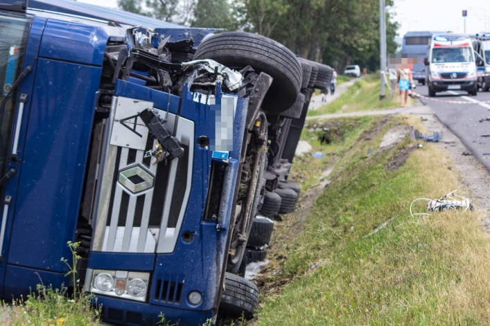 Śmiertelny wypadek na drodze krajowej numer siedem