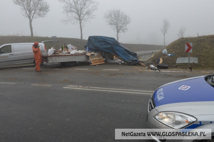 Śmiertelny wypadek na siódemce. Zginął kierowca ciężarówki