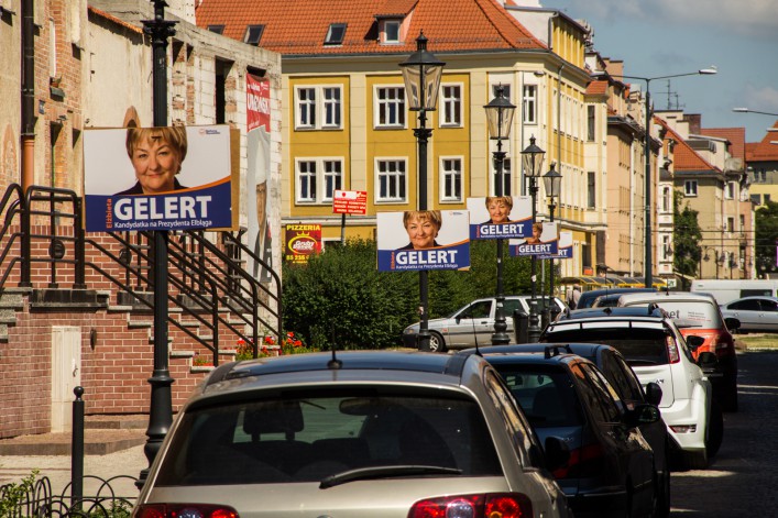 Śmietnik wyborczy szpecący nasze miasto. Czy politycy posprzątają po sobie?