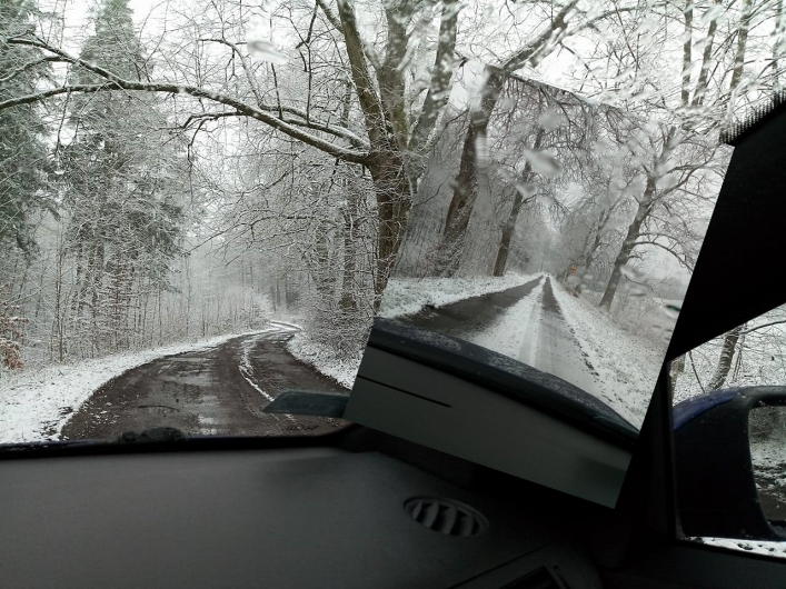 Śnieżnie w listopadzie. W Elblągu i na Wysoczyźnie sypnęło śniegiem