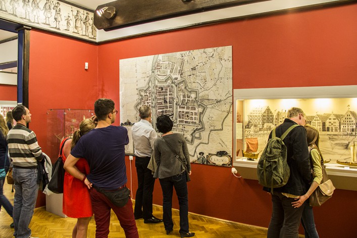 Sobotnia noc w muzeum, czyli pokazy ognia, wykłady, filmy oraz wystawy! (FOTO)