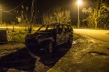 Spalony samochód marki BMW w Dąbrowie. Jakie były przyczyny zapłonu? Zobacz zdjęcia