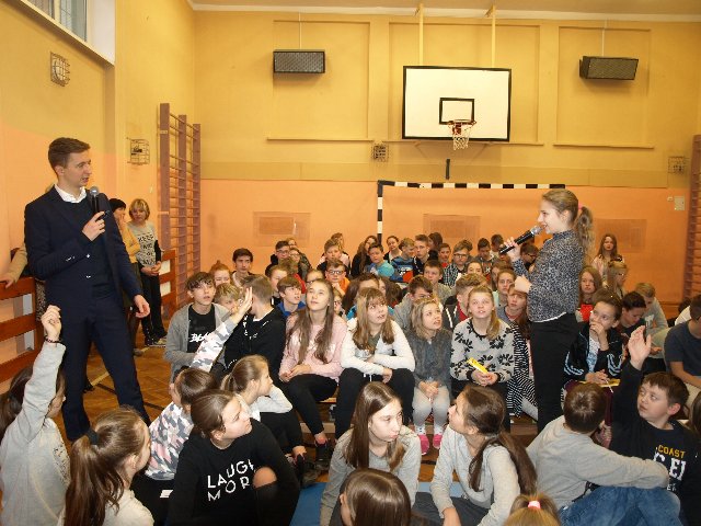 Spotkanie autorskie z Jakubem Skworzem